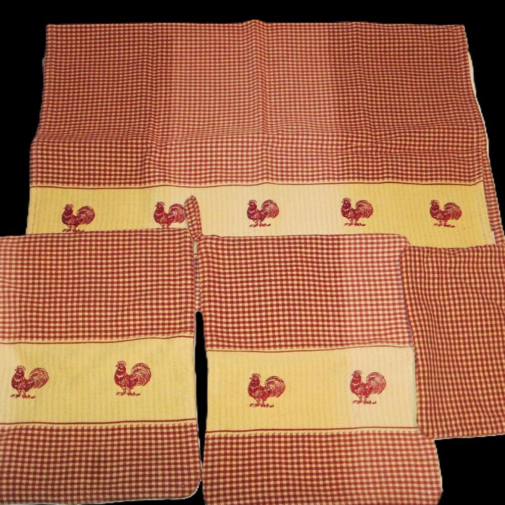 Dunroven House Farmhouse Kitchen Set Towel Hot Pad Pot Holder Gingham Pattern